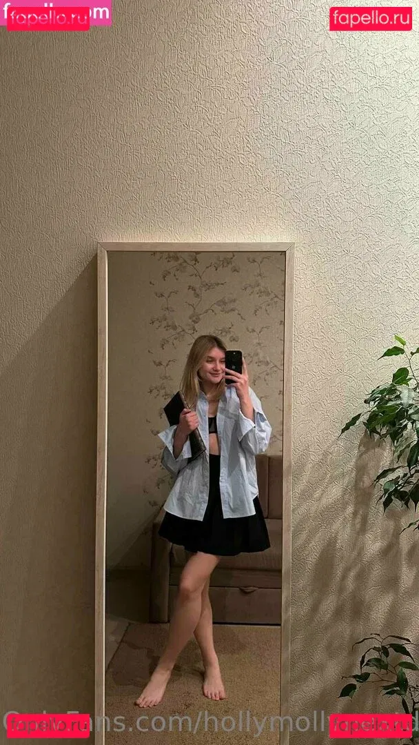 hollymollynextdoor Onlyfans Photo Gallery 