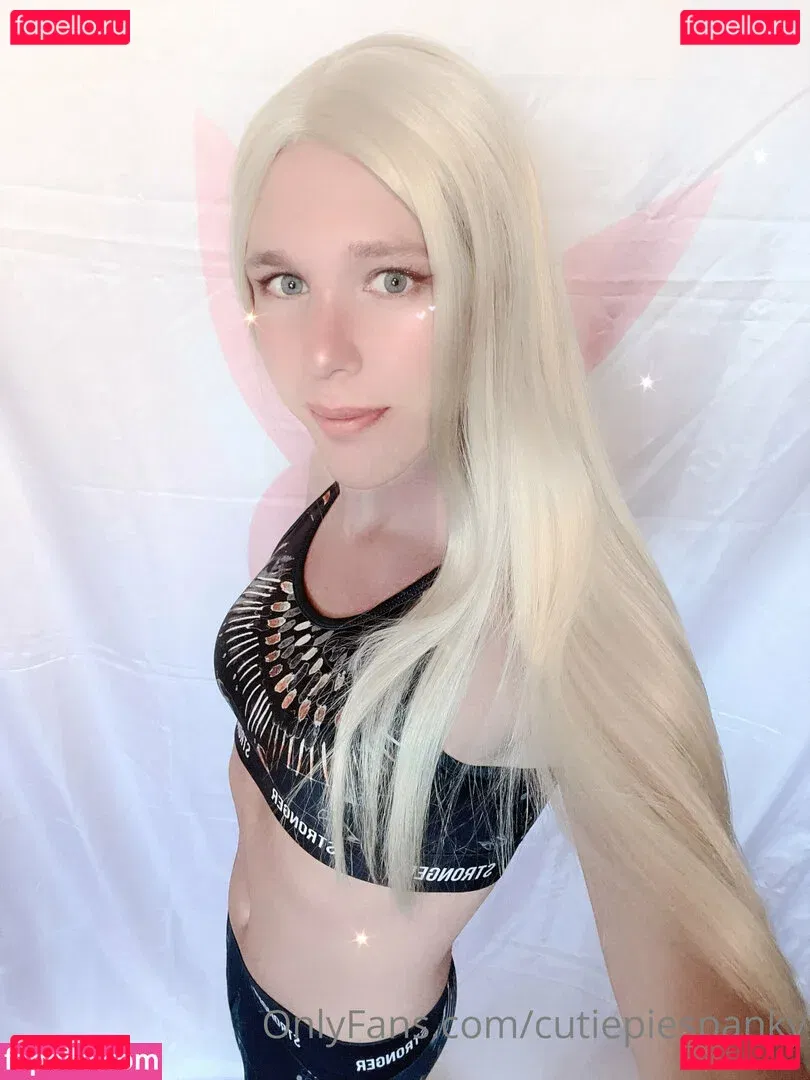 emiliaxsweden Onlyfans Photo Gallery 