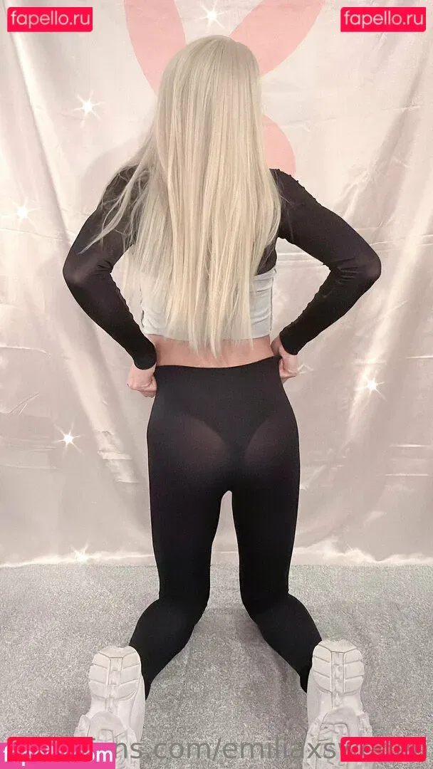 emiliaxsweden Onlyfans Photo Gallery 