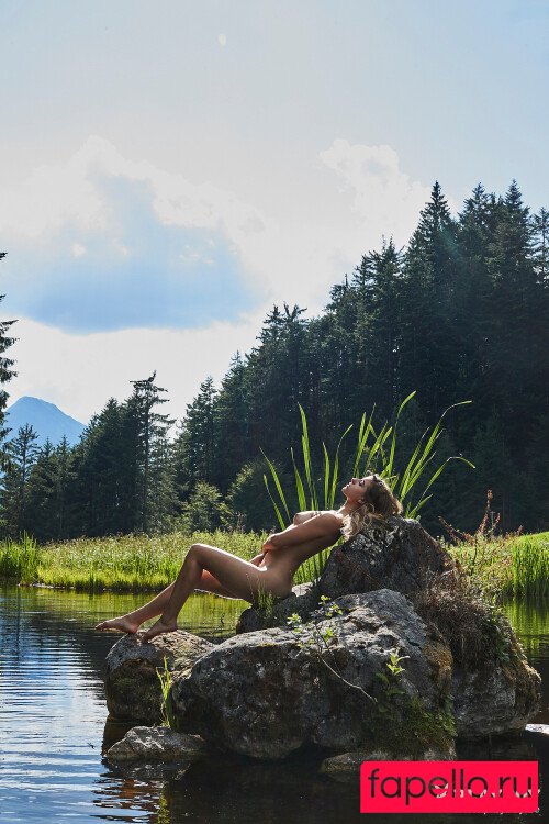 Stella Stegmann Onlyfans Photo Gallery 