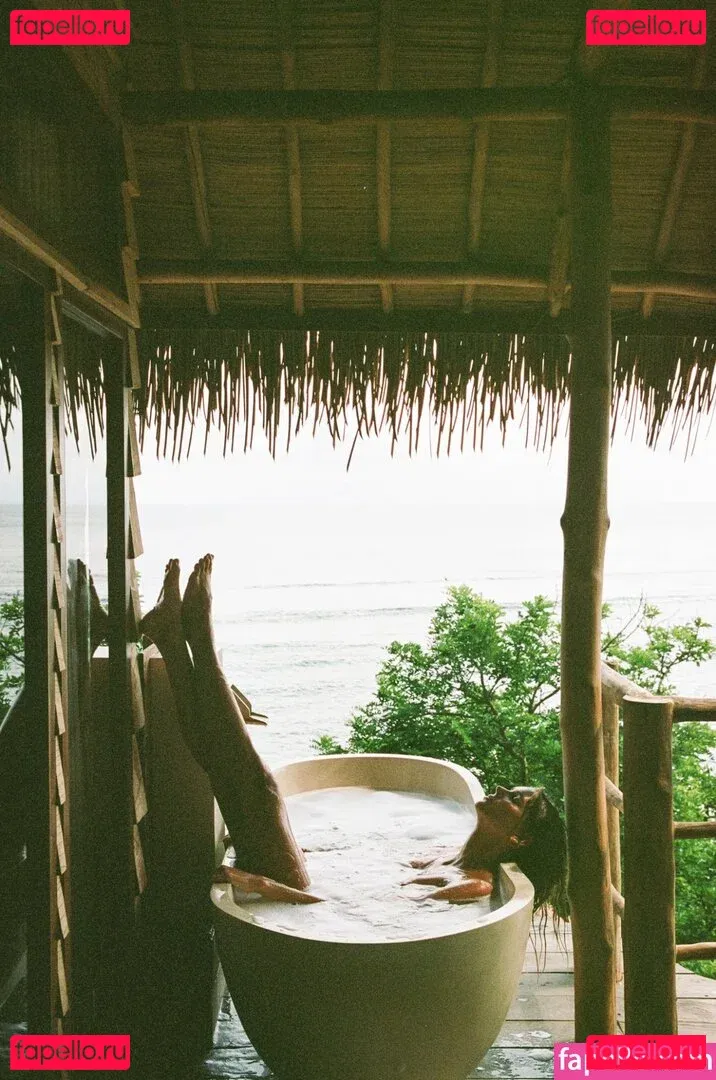 Klarahellqvistt Onlyfans Photo Gallery 