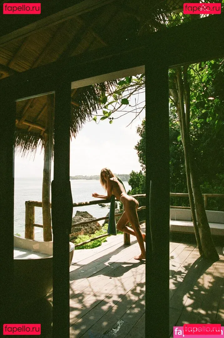 Klarahellqvistt Onlyfans Photo Gallery 