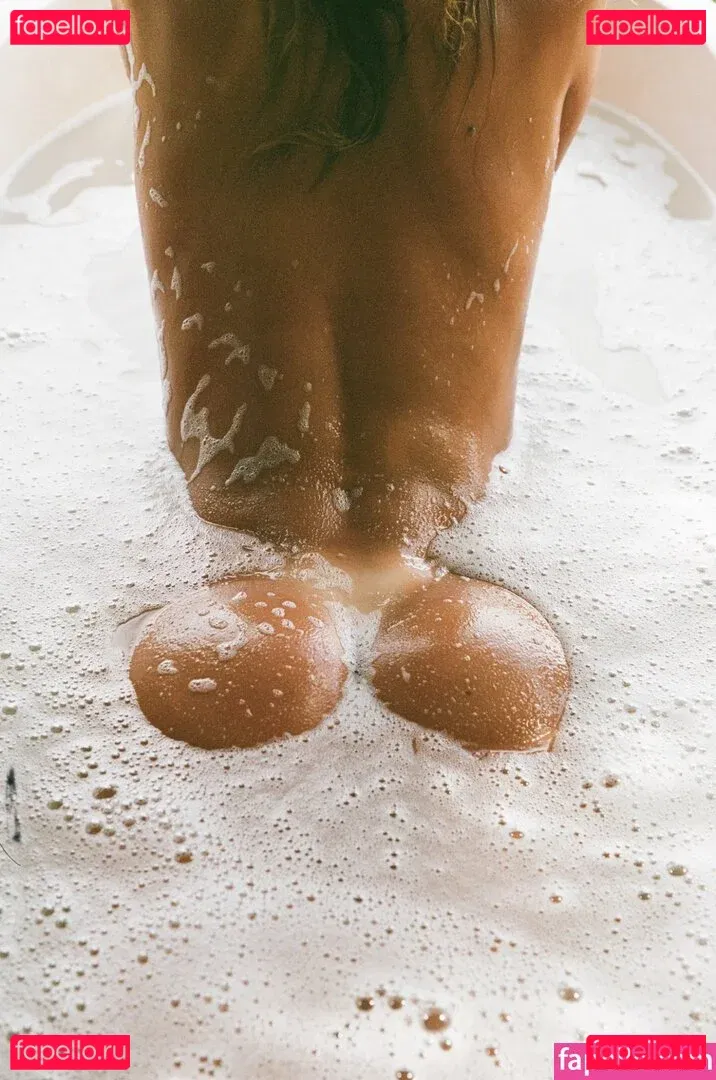 Klarahellqvistt Onlyfans Photo Gallery 