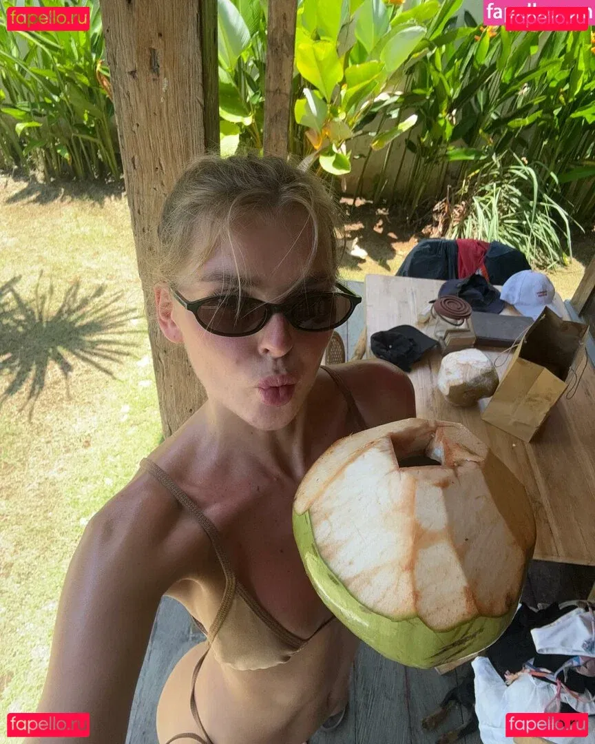 Klarahellqvistt Onlyfans Photo Gallery 