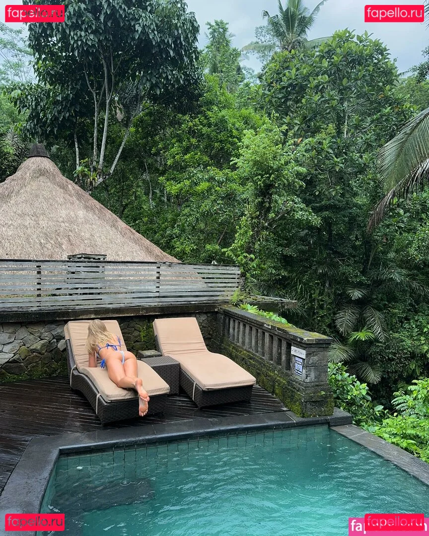 Klarahellqvistt Onlyfans Photo Gallery 