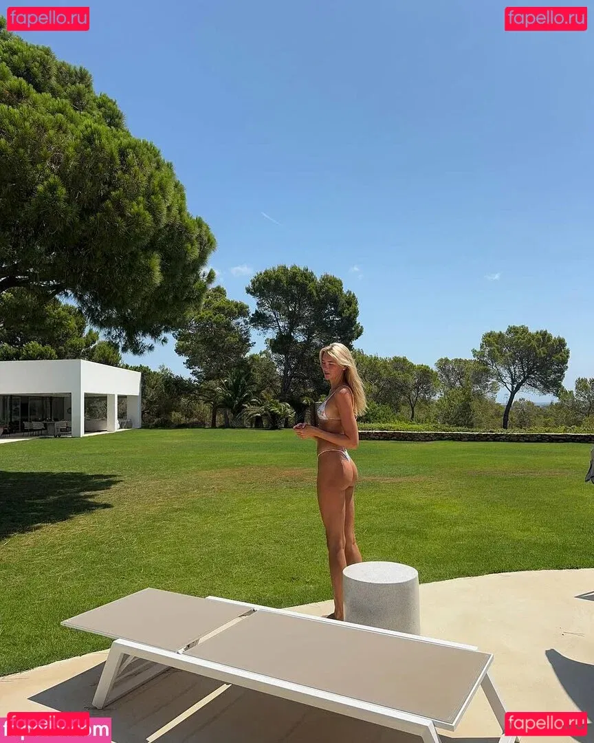 Klarahellqvistt Onlyfans Photo Gallery 