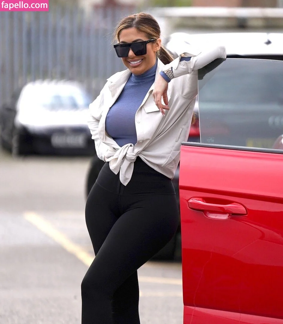 Chloe Ferry Geordie Shore Onlyfans Photo Gallery 