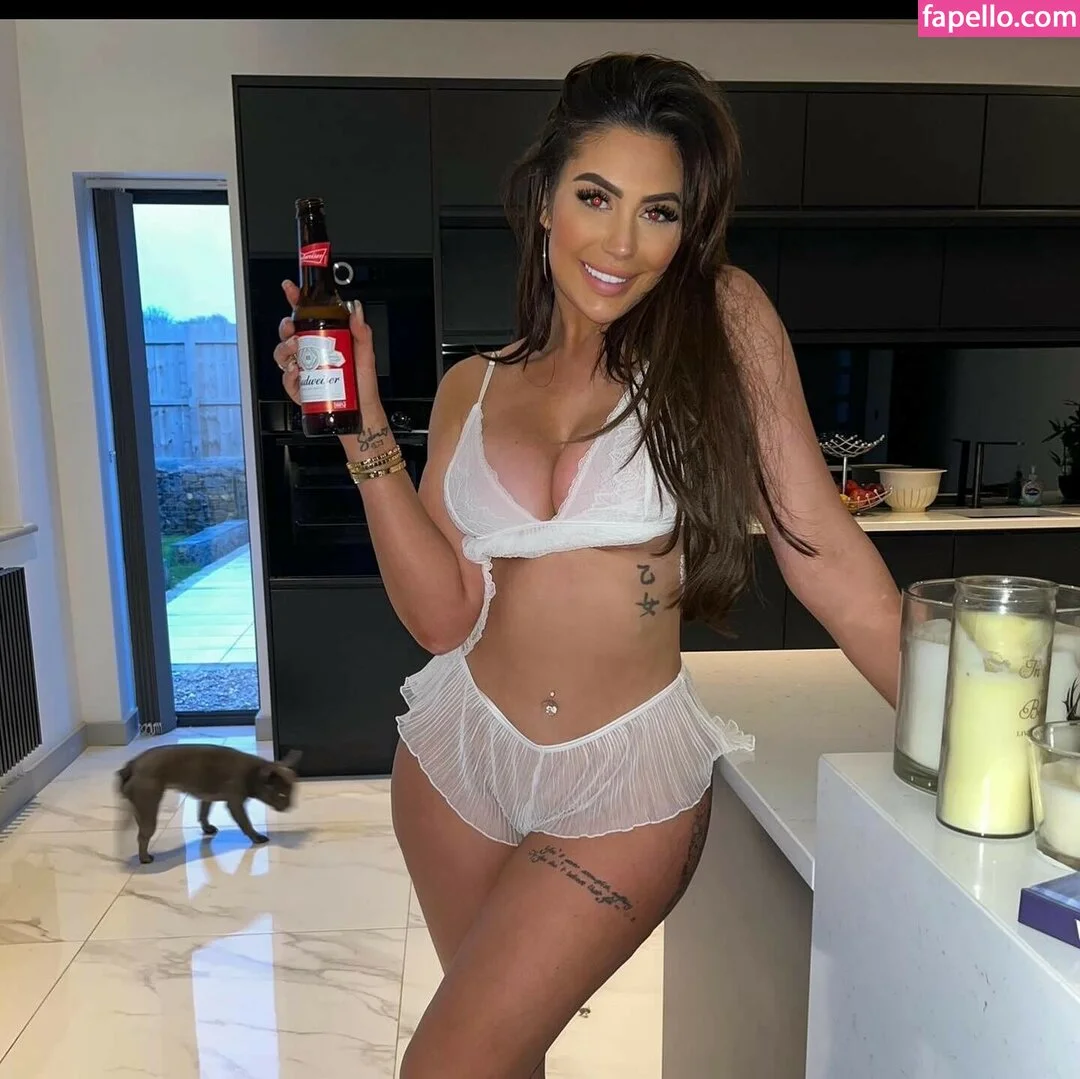 Chloe Ferry Geordie Shore Onlyfans Photo Gallery 