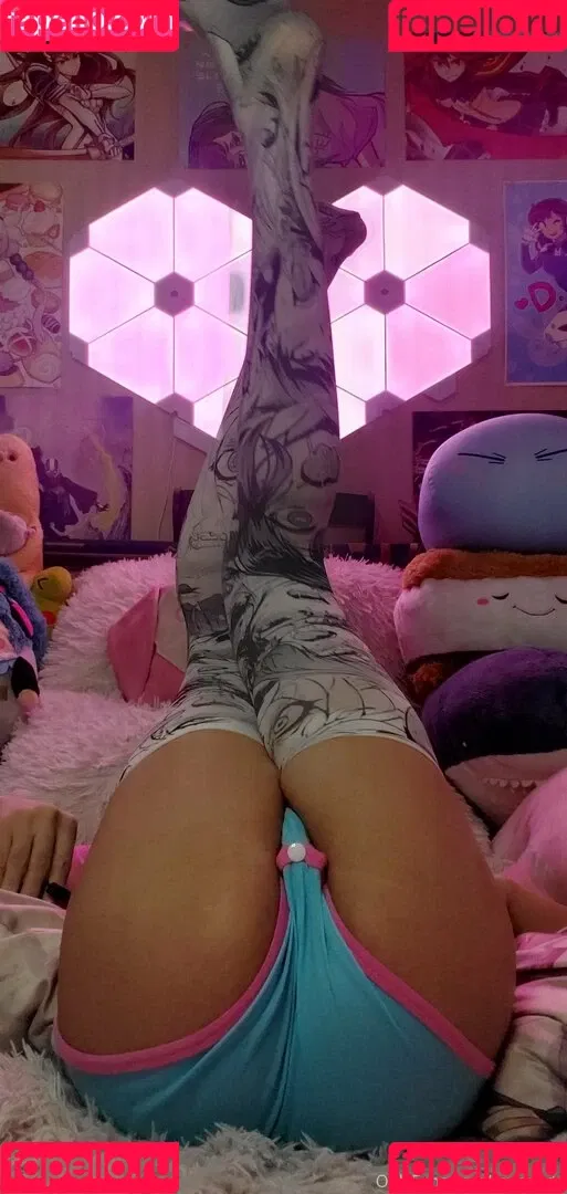 raynearts Onlyfans Photo Gallery 