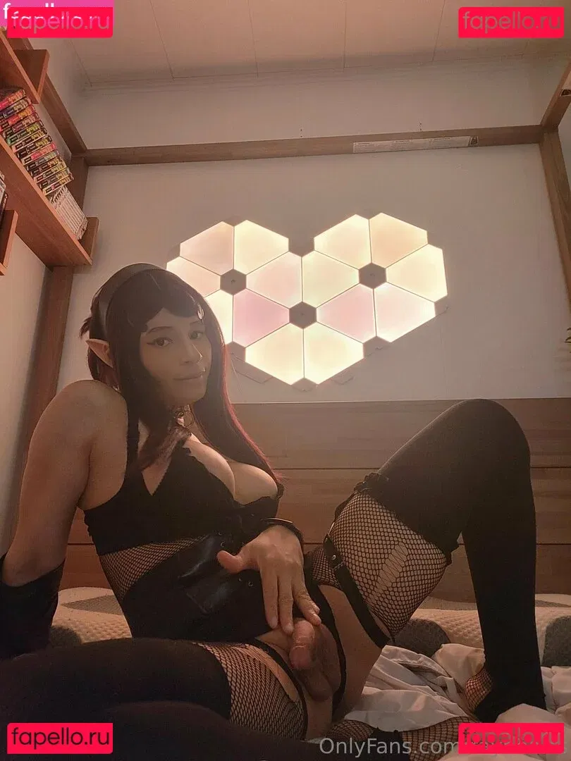 raynearts Onlyfans Photo Gallery 