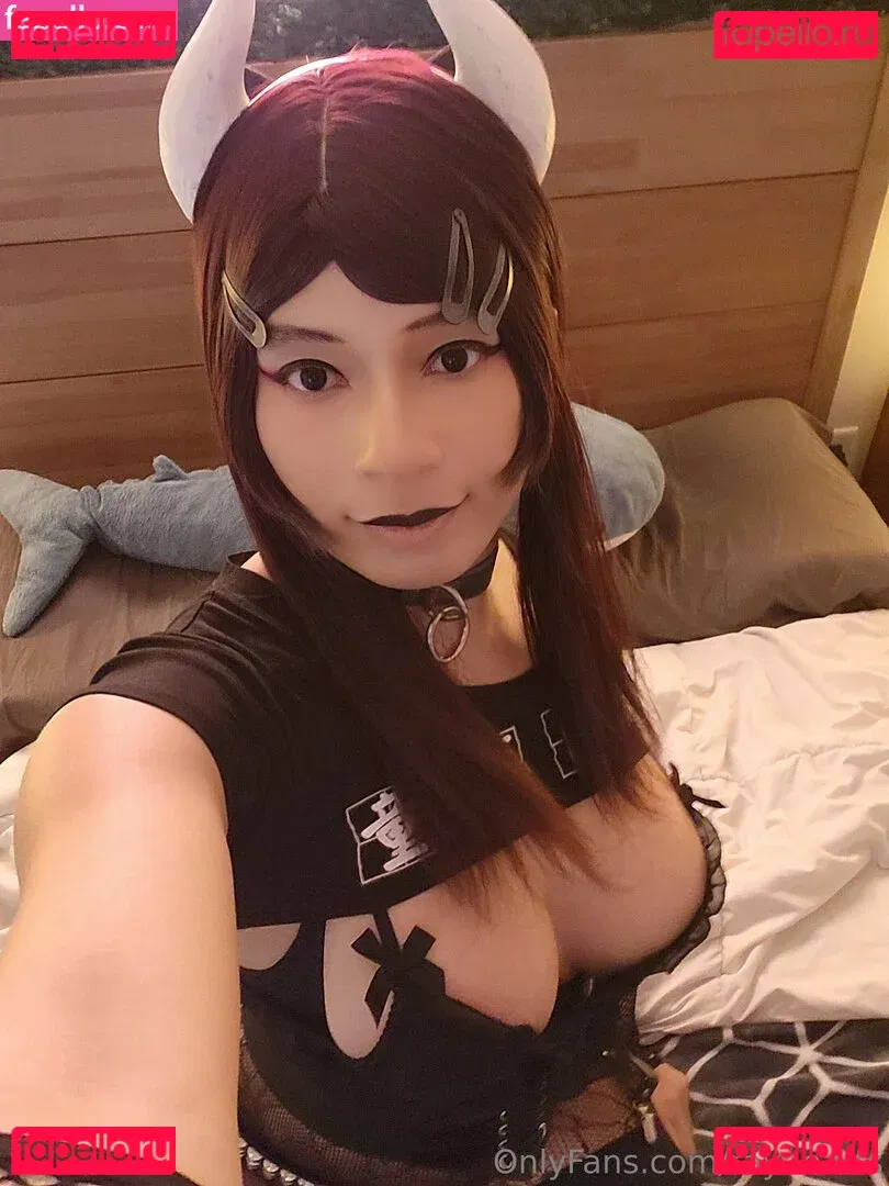 raynearts Onlyfans Photo Gallery 