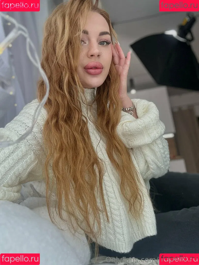 honeypie_f Onlyfans Photo Gallery 