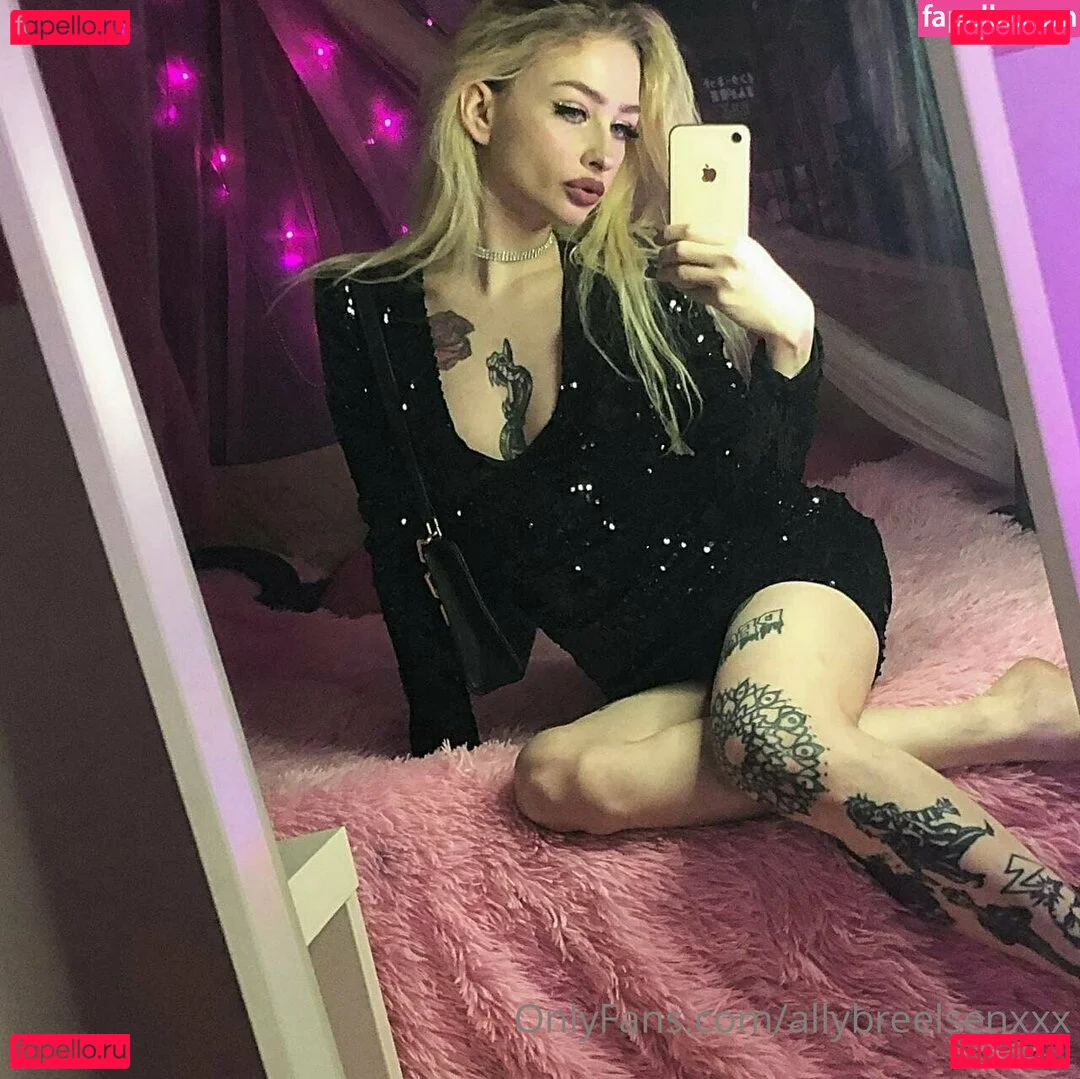 allybreelsenxxx Onlyfans Photo Gallery 