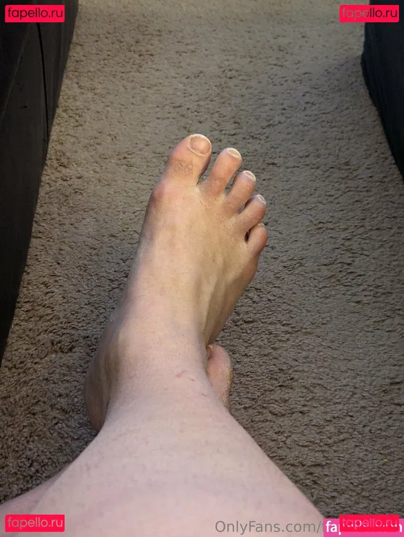 flirtyf33t94 Onlyfans Photo Gallery 