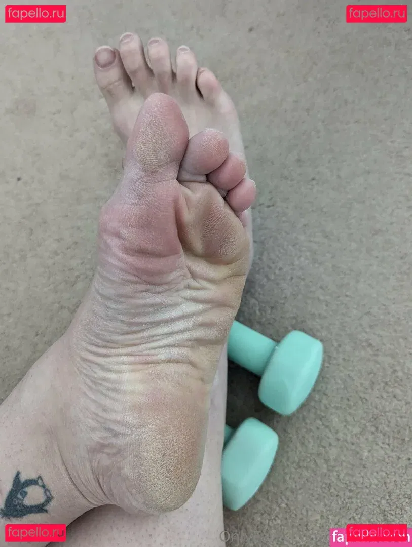 flirtyf33t94 Onlyfans Photo Gallery 