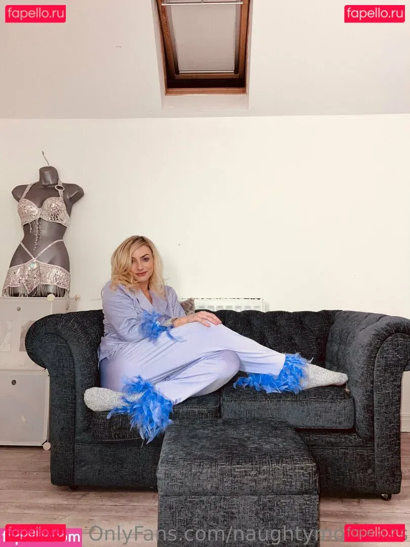 naughtymomkass Onlyfans Photo Gallery 