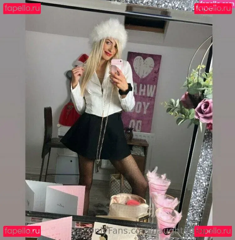 naughtymomkass Onlyfans Photo Gallery 