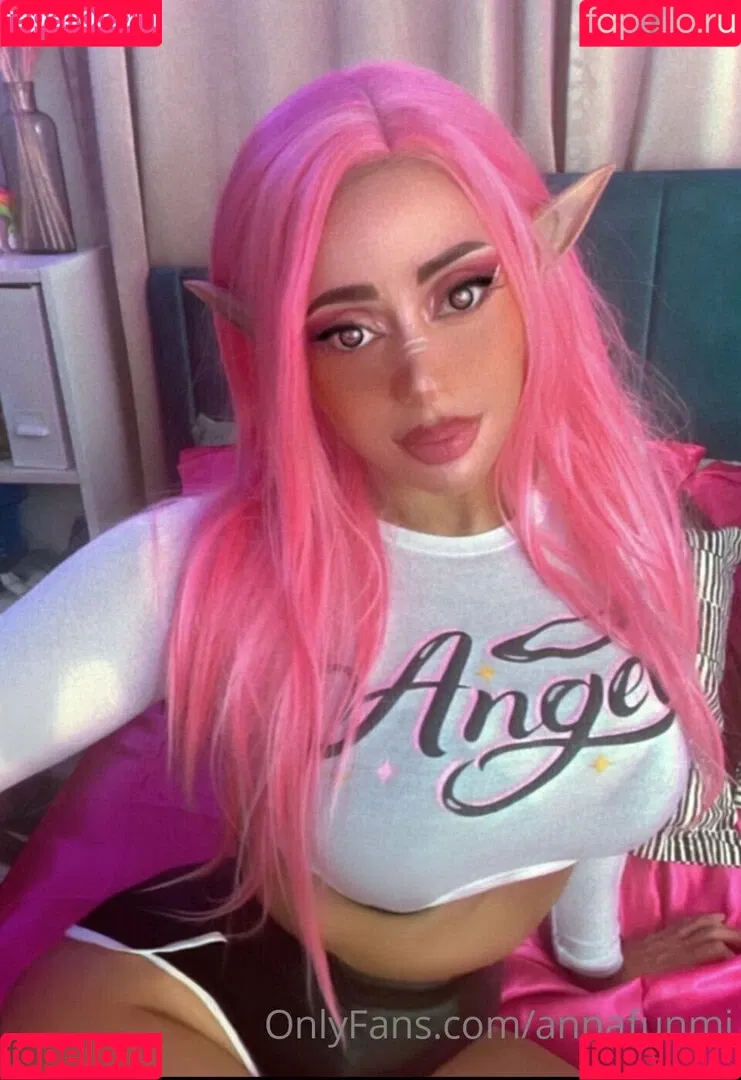 Anna Funmi Onlyfans Photo Gallery 