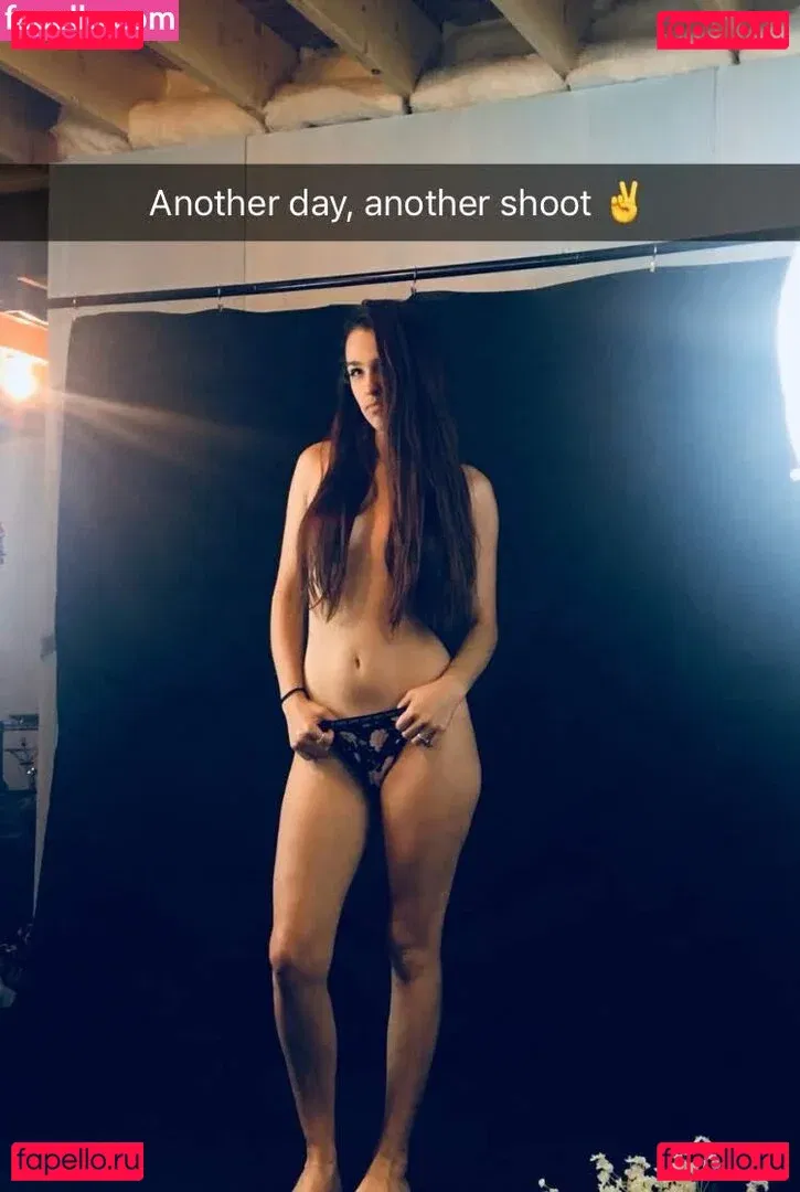 trexintheshower Onlyfans Photo Gallery 