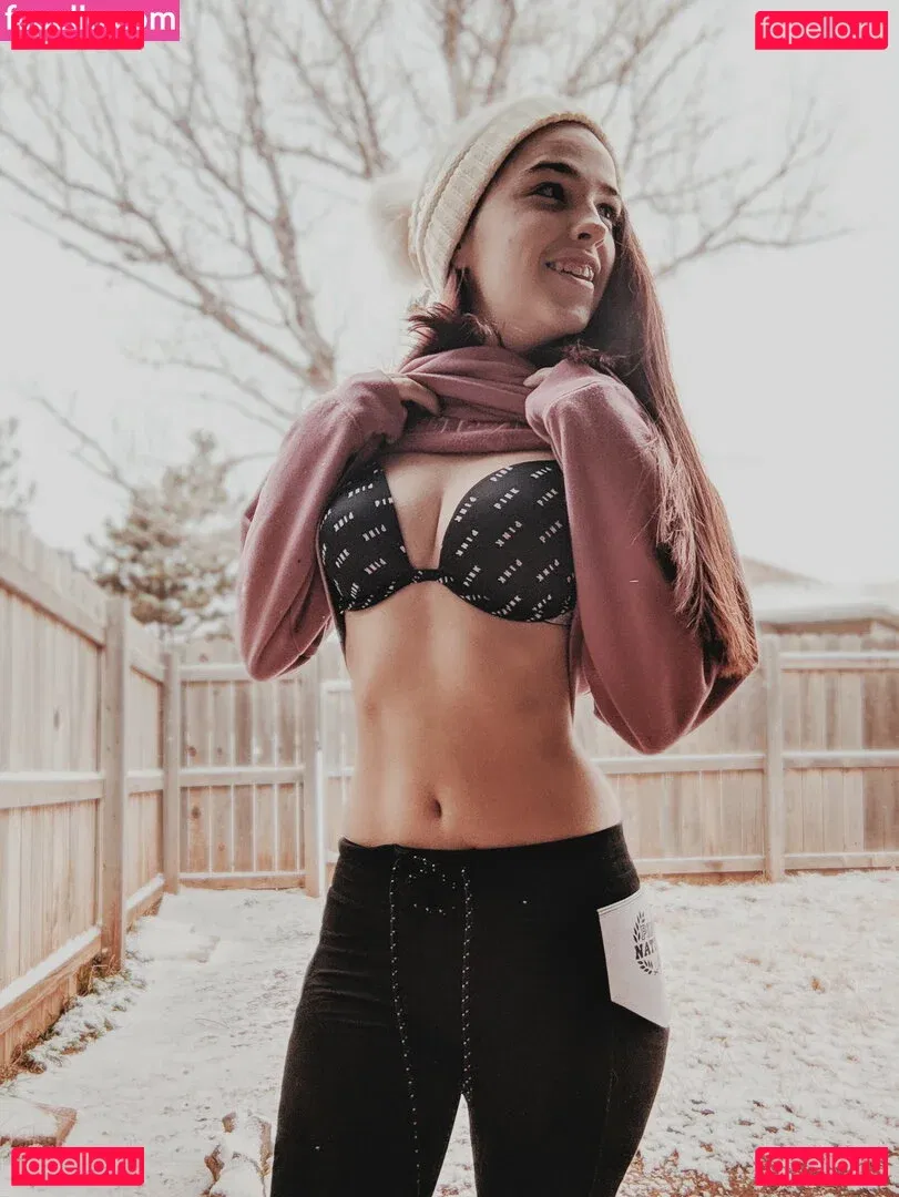 trexintheshower Onlyfans Photo Gallery 