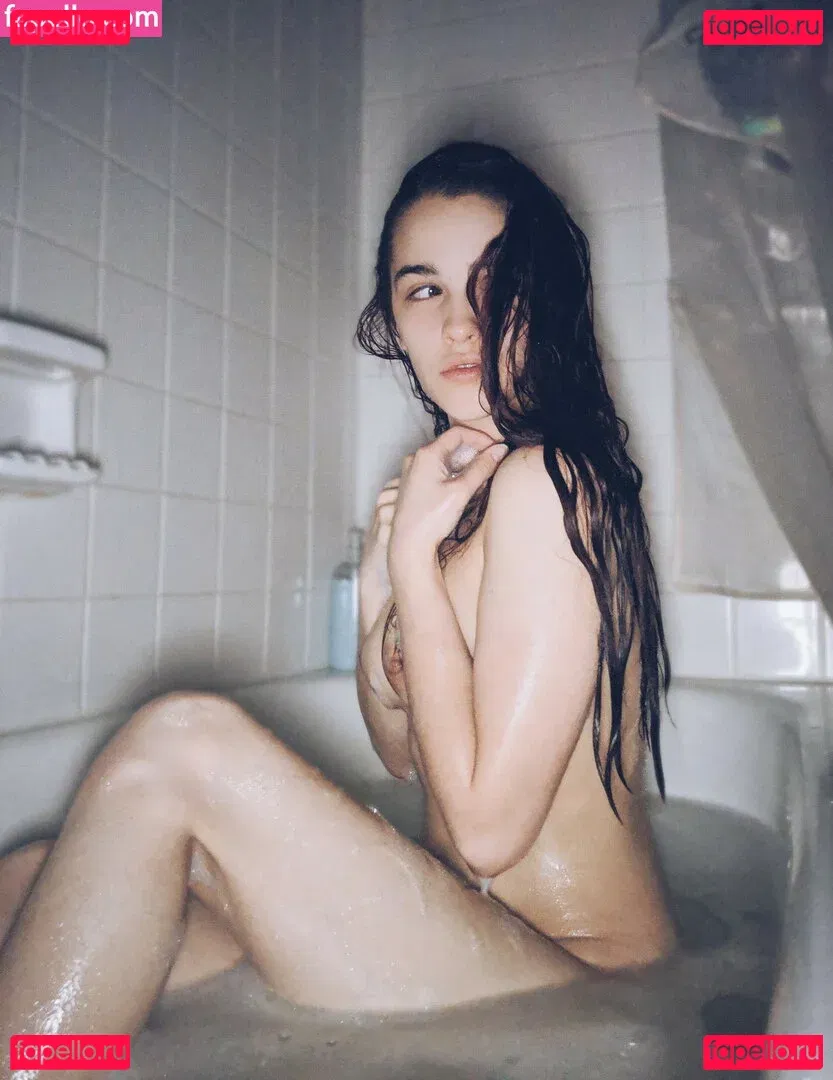 trexintheshower Onlyfans Photo Gallery 