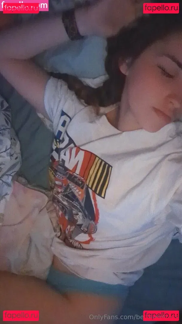 trexintheshower Onlyfans Photo Gallery 