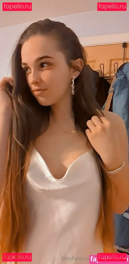 trexintheshower Onlyfans Photo Gallery 