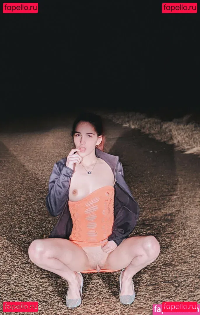 trexintheshower Onlyfans Photo Gallery 