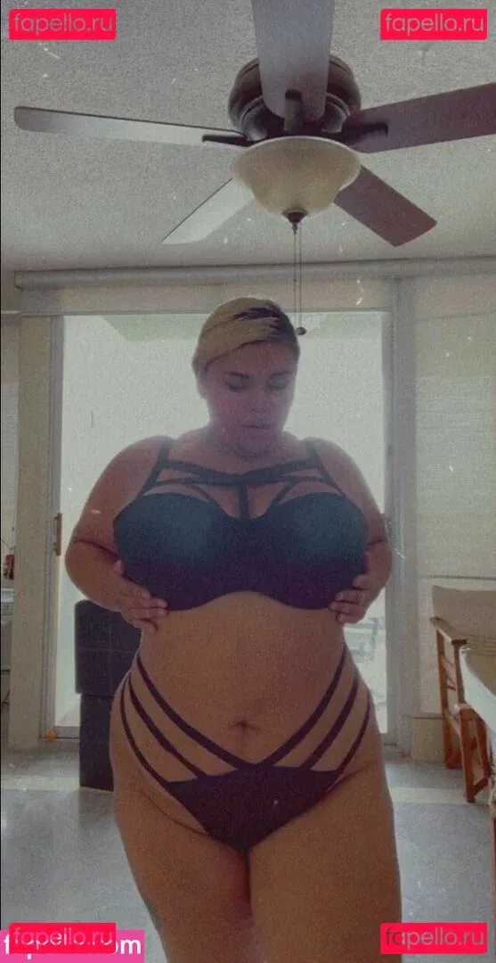 Leishla Gomez Onlyfans Photo Gallery 