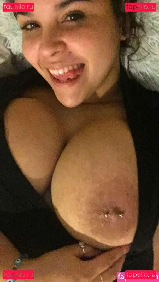 Leishla Gomez Onlyfans Photo Gallery 