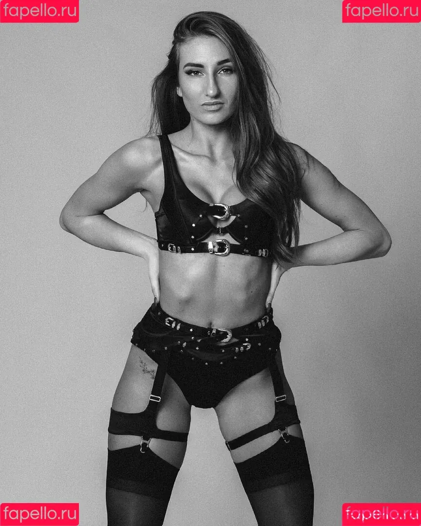 Dutch Deelee Onlyfans Photo Gallery 