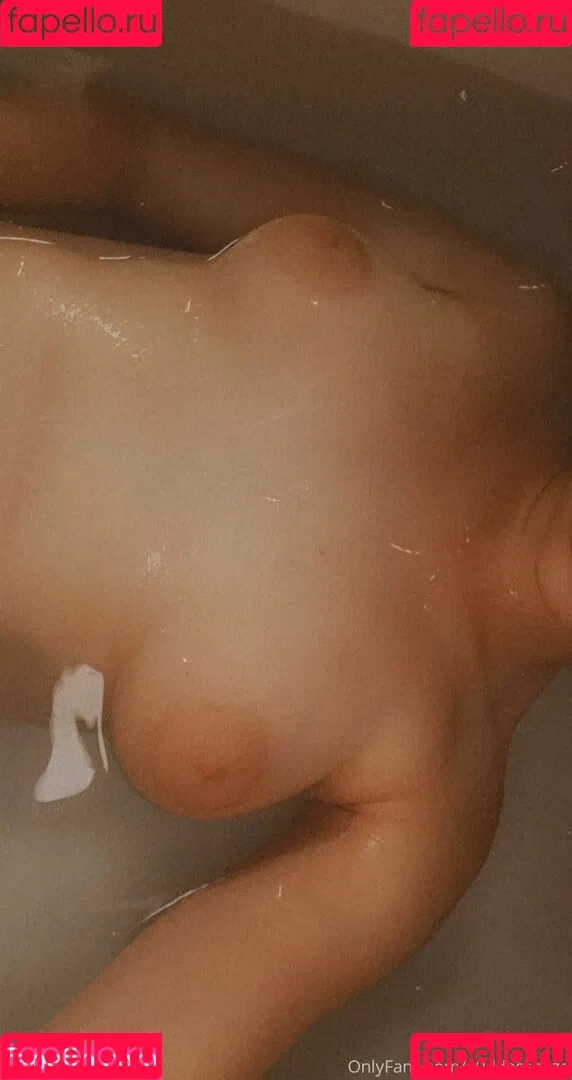 g0ddesshaze Onlyfans Photo Gallery 