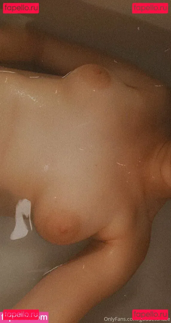 g0ddesshaze Onlyfans Photo Gallery 