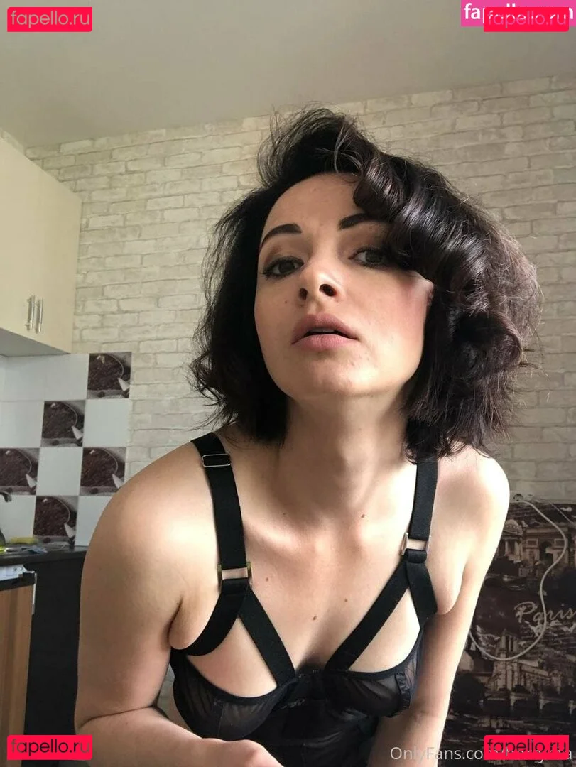 berryrita Onlyfans Photo Gallery 