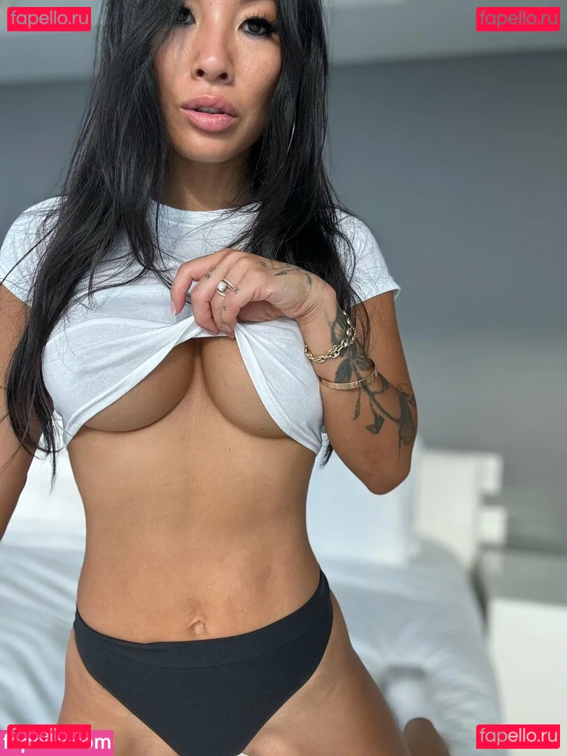 asaakirafree Onlyfans Photo Gallery 