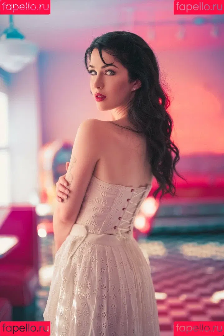 Evelyn Claire Onlyfans Photo Gallery 