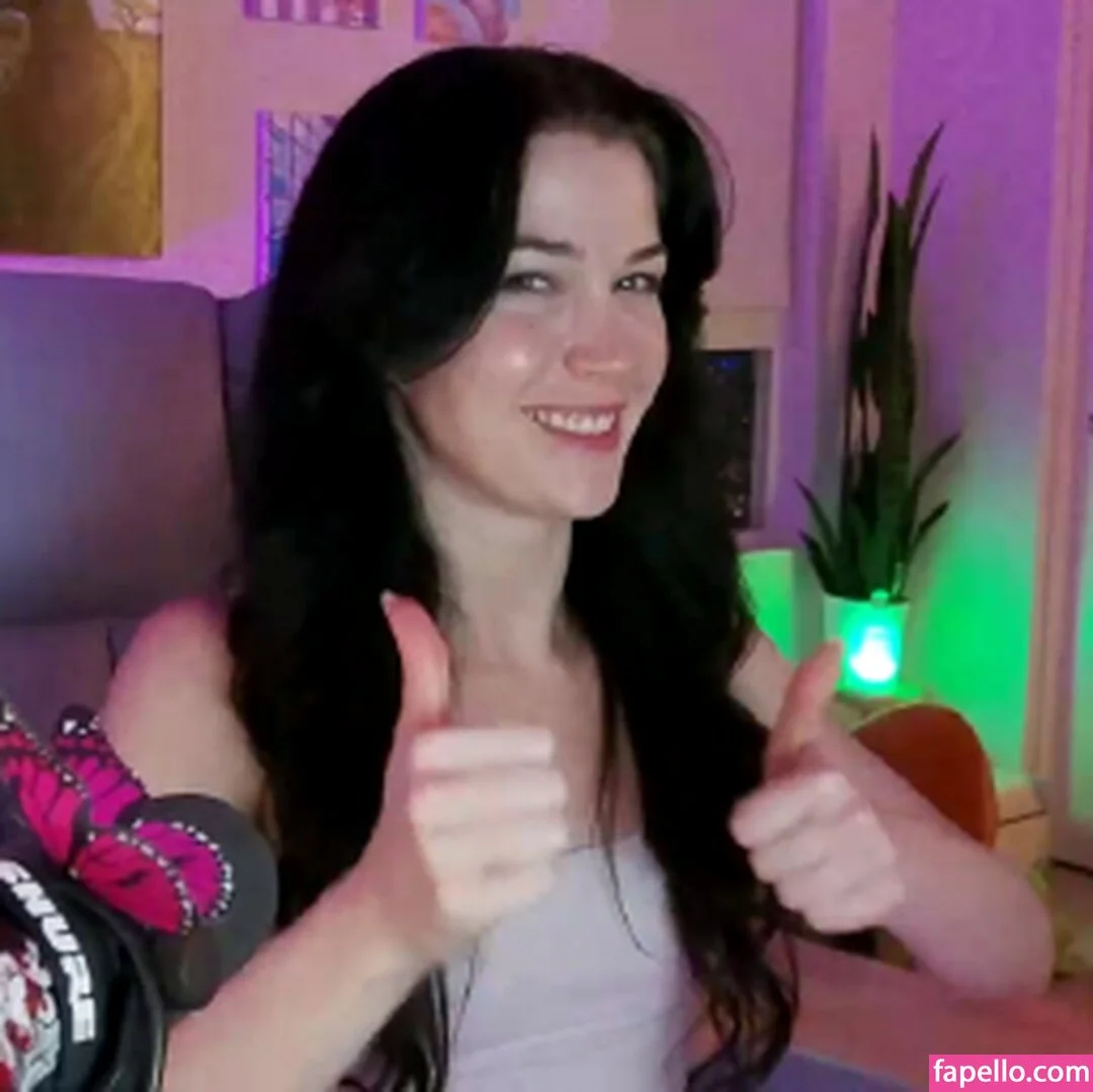 Evelyn Claire Onlyfans Photo Gallery 