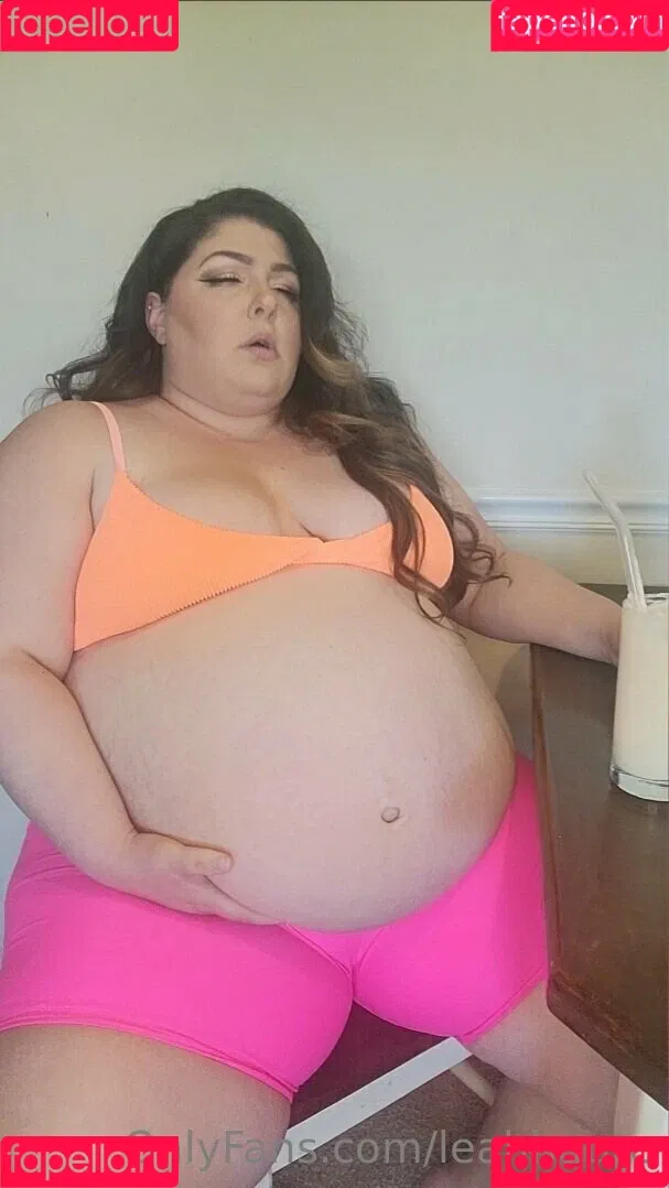 leahhaute Onlyfans Photo Gallery 