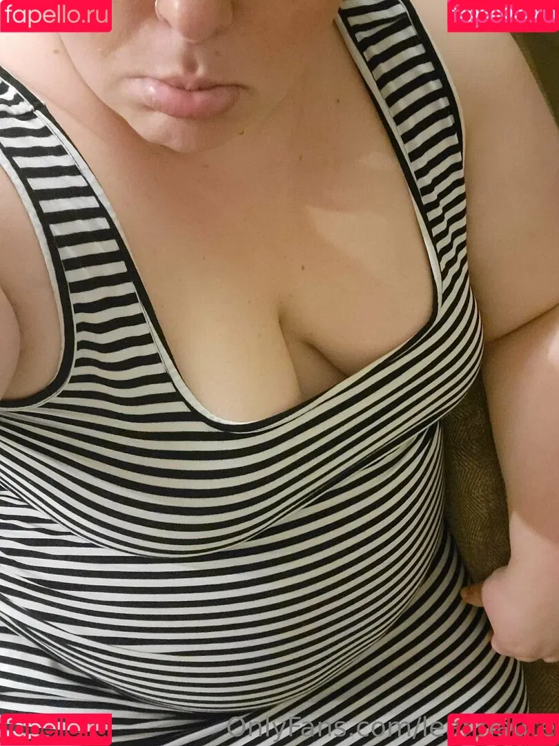 leahhaute Onlyfans Photo Gallery 