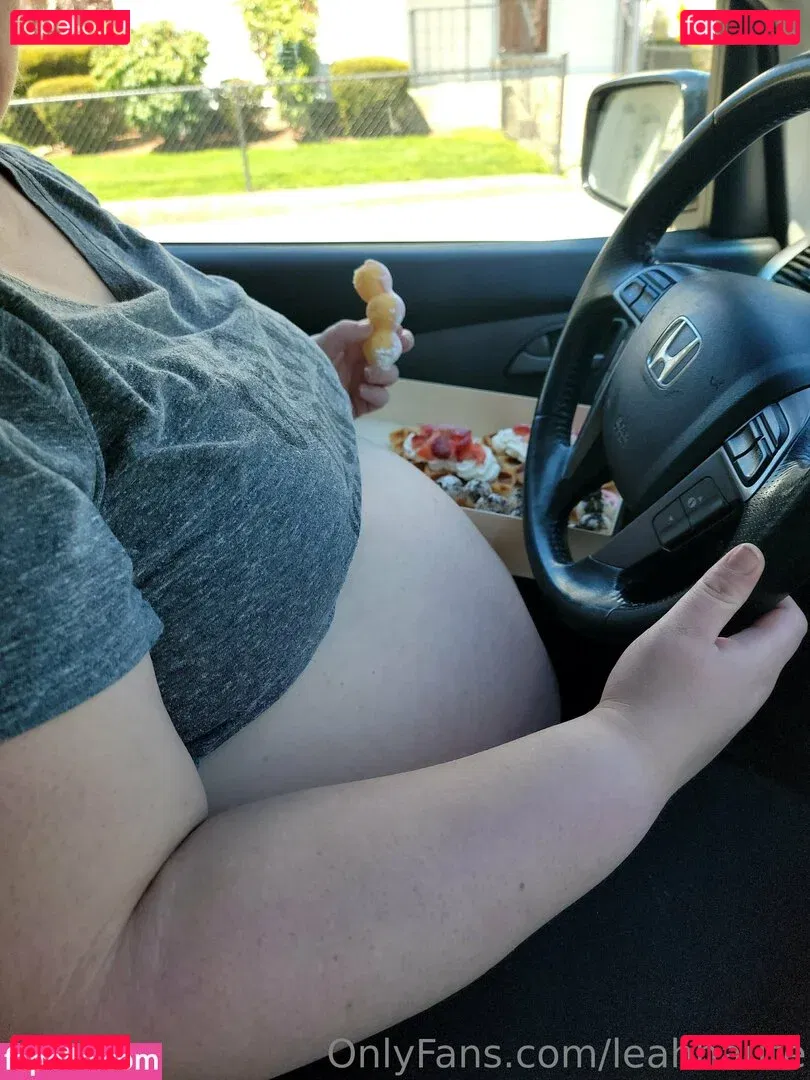 leahhaute Onlyfans Photo Gallery 