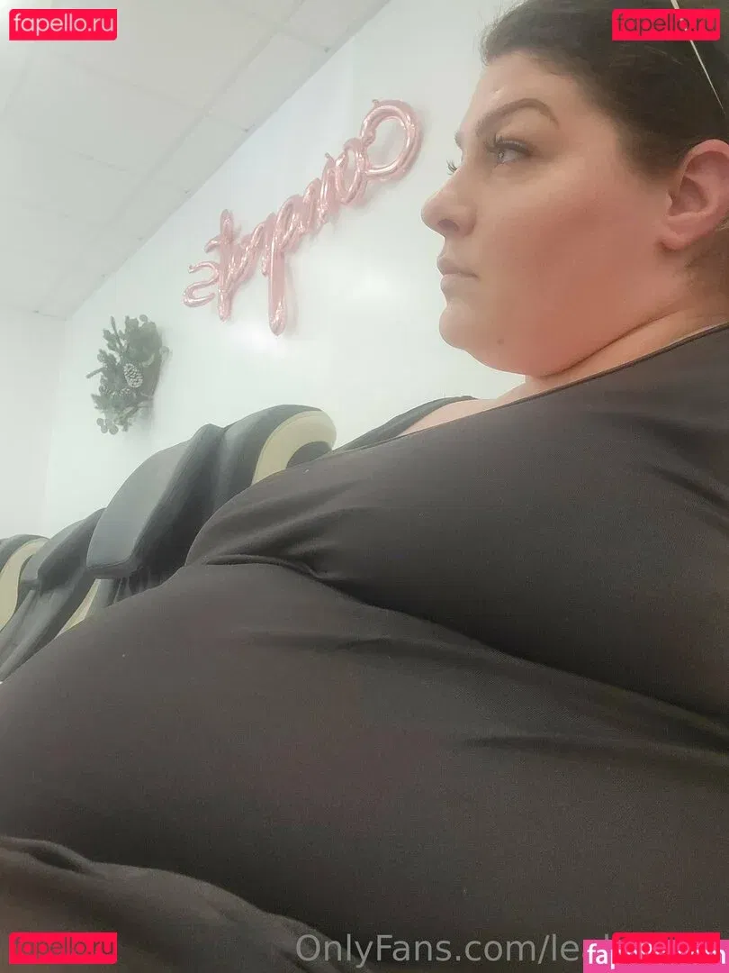 leahhaute Onlyfans Photo Gallery 