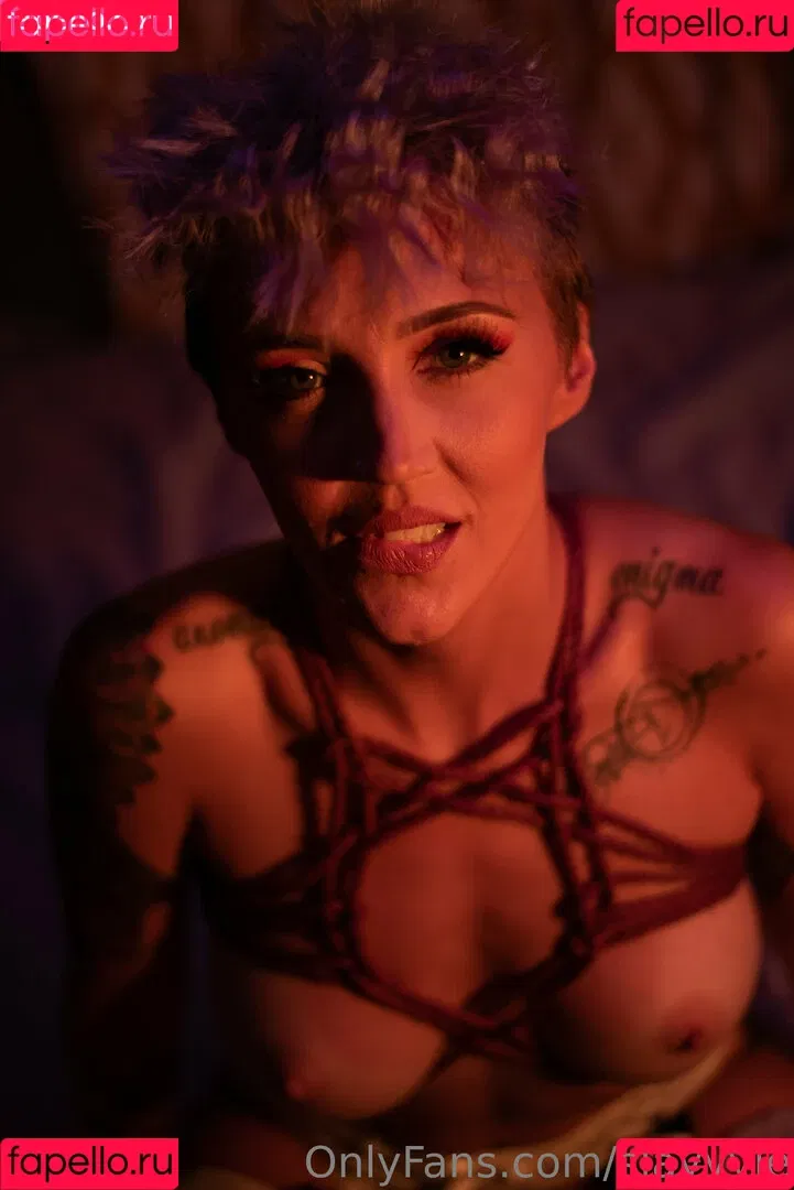 slayyyle Onlyfans Photo Gallery 