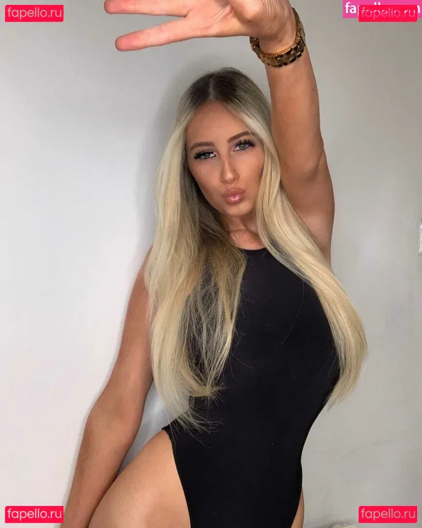 Faylee Oxenham Onlyfans Photo Gallery 