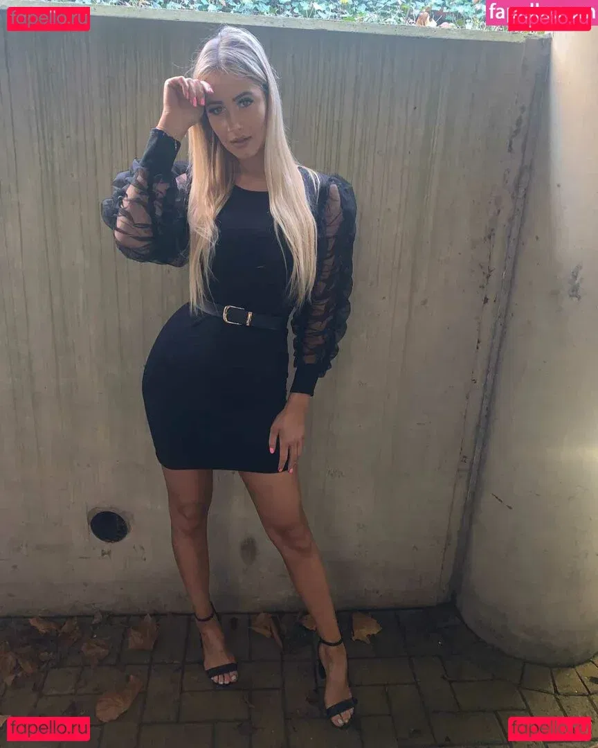 Faylee Oxenham Onlyfans Photo Gallery 