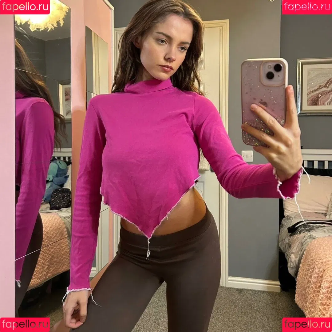Natasha Kerr Onlyfans Photo Gallery 