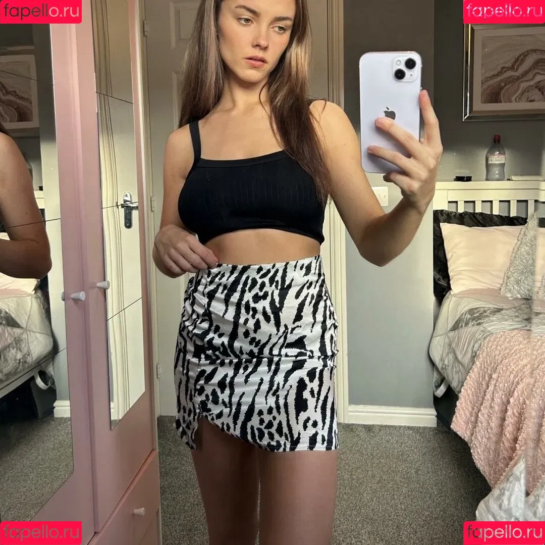 Natasha Kerr Onlyfans Photo Gallery 
