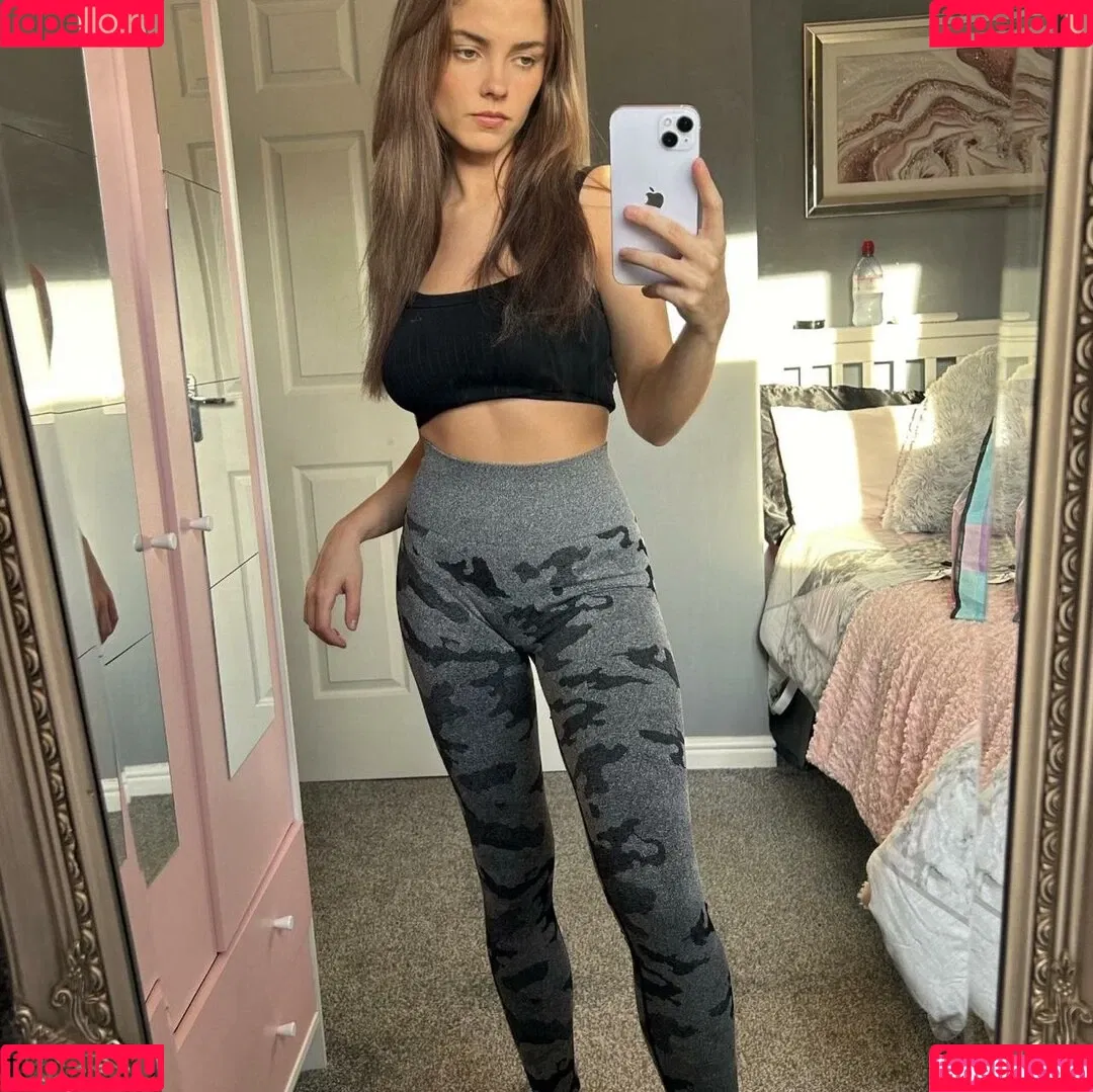 Natasha Kerr Onlyfans Photo Gallery 