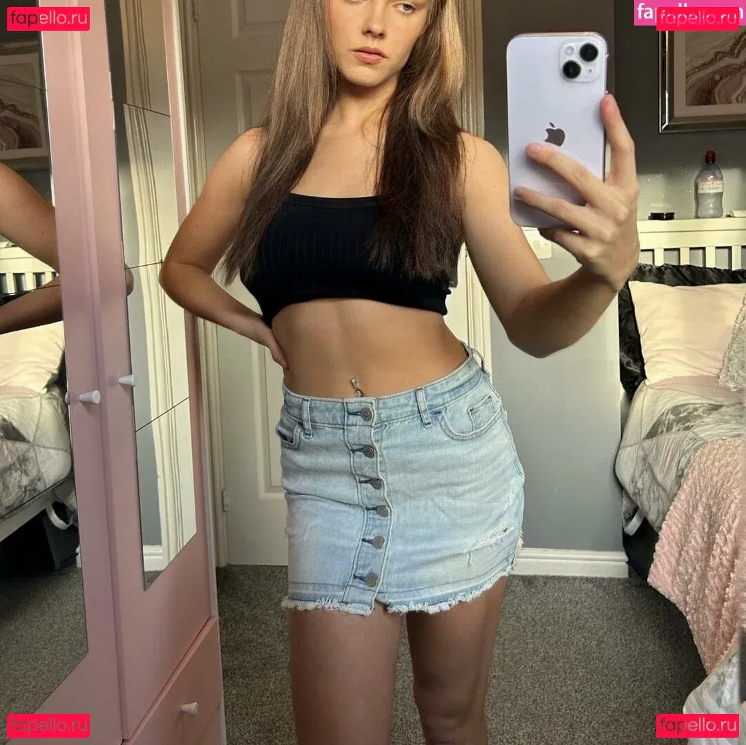 Natasha Kerr Onlyfans Photo Gallery 