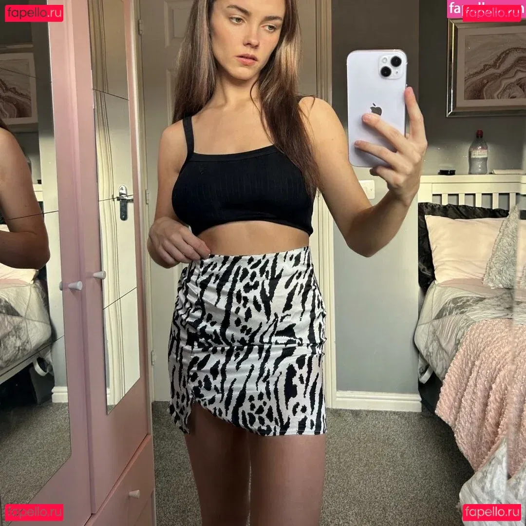 Natasha Kerr Onlyfans Photo Gallery 