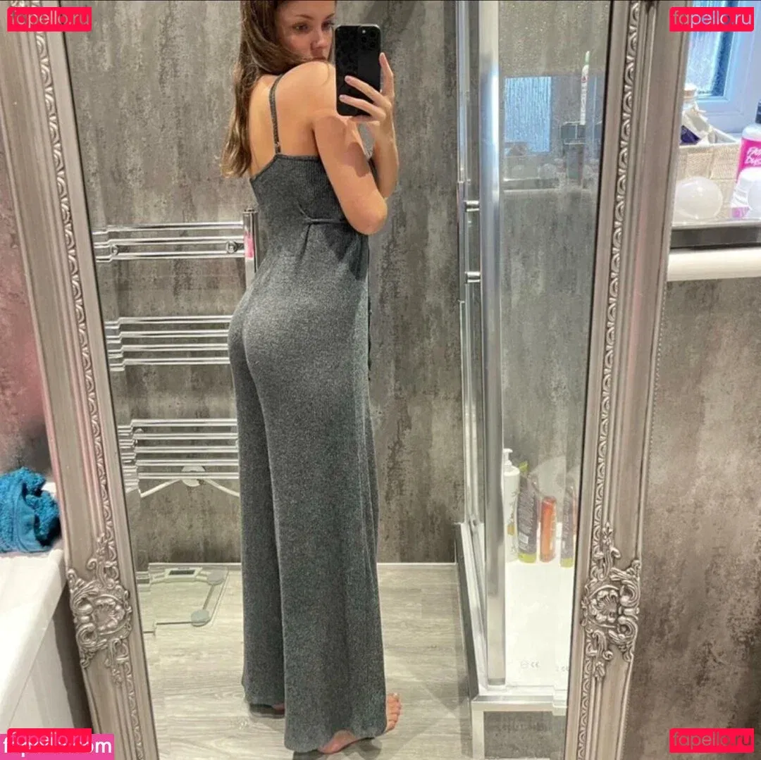 Natasha Kerr Onlyfans Photo Gallery 